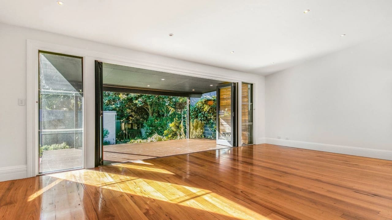 Room in a share house