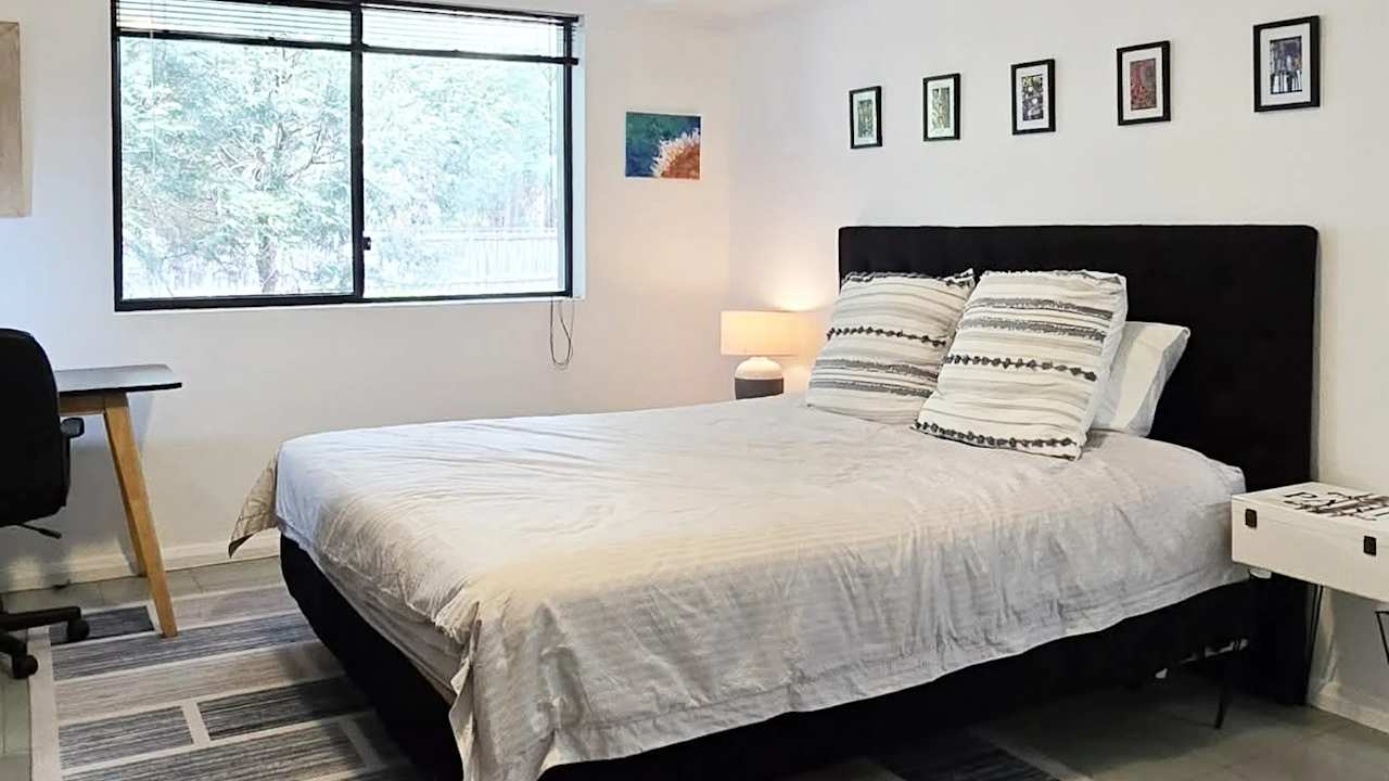 Room with ensuite in a share house