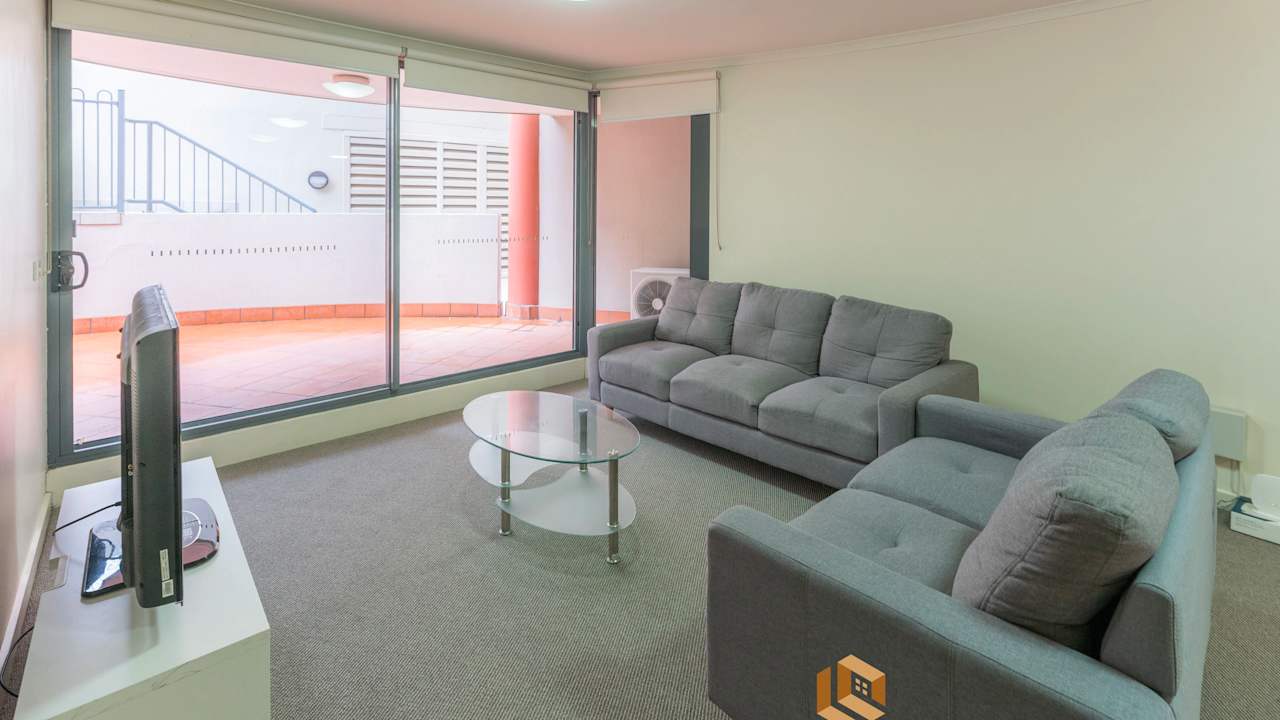 Furnished room with own bathroom