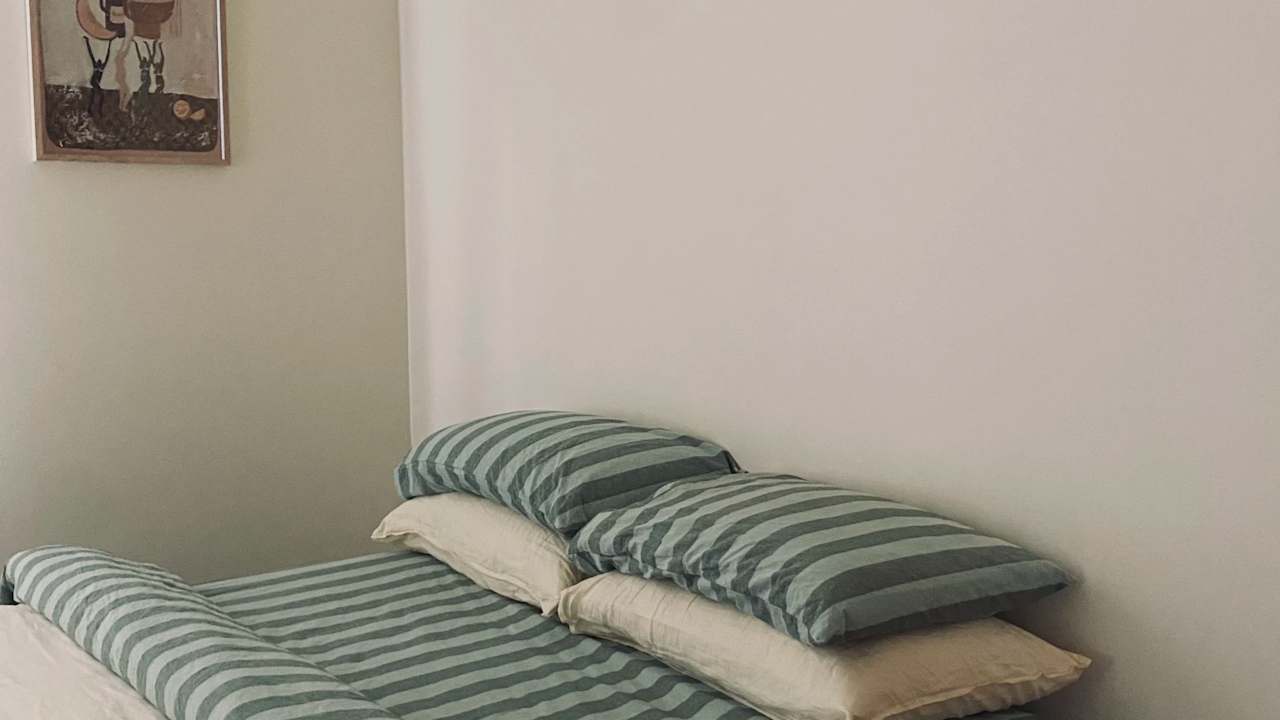 Room in a share house