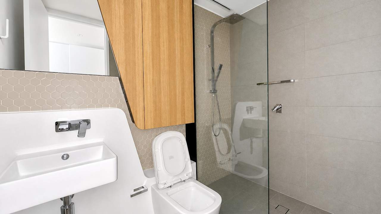 Whole property with 2 rooms for rent