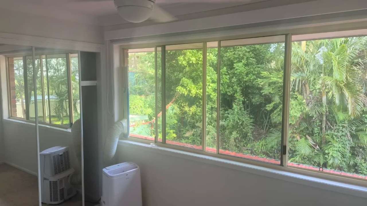 Unfurnished room in a share house