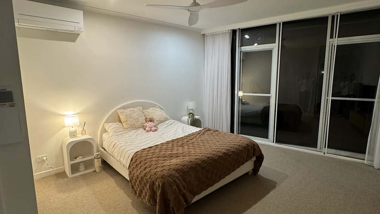 Furnished room with ensuite in a share house