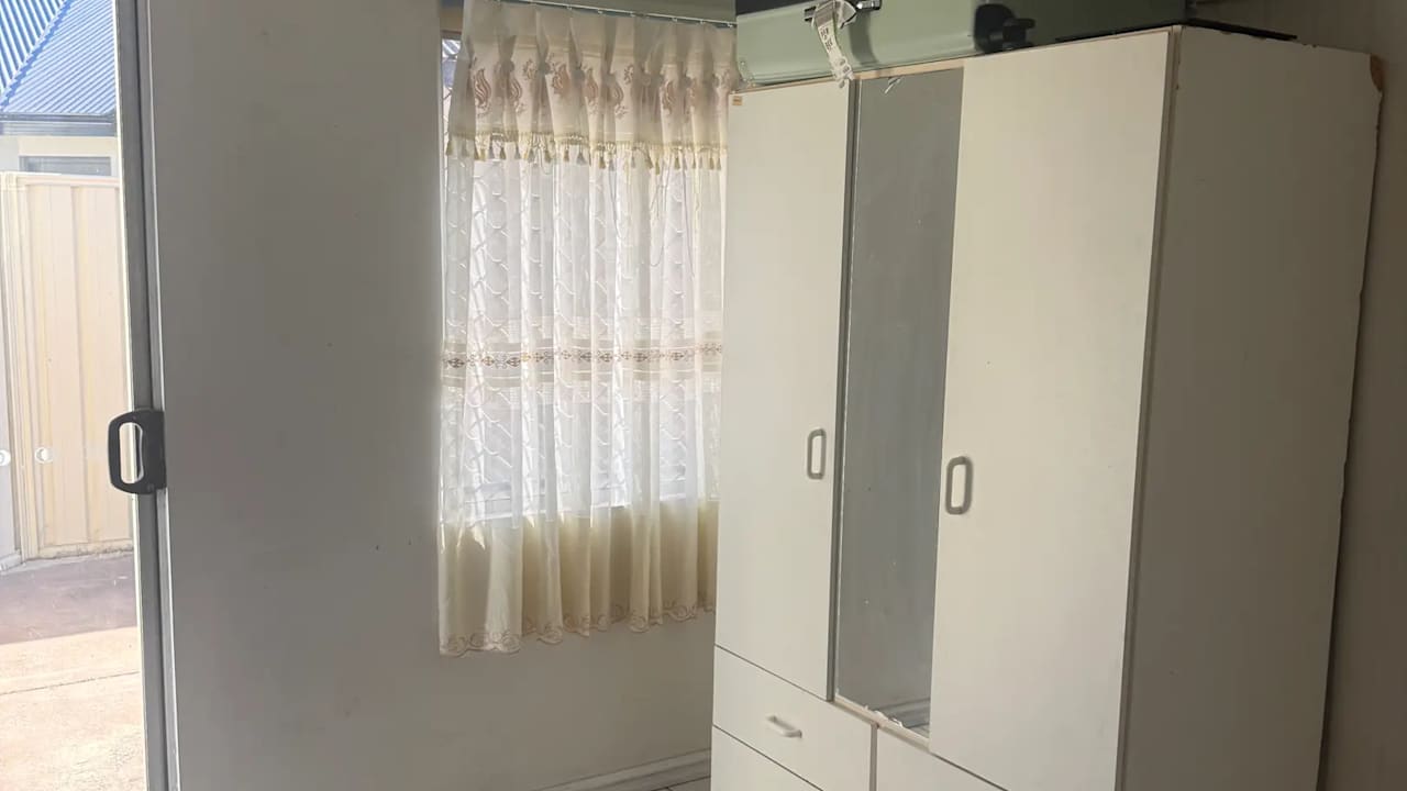 Furnished room with own bathroom