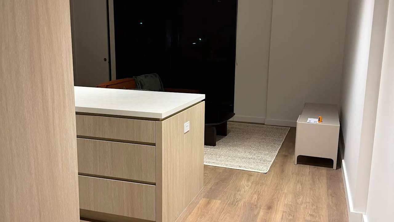 Furnished room with own bathroom