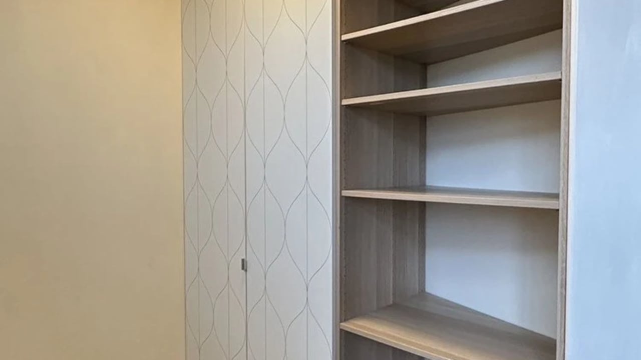 Furnished room with ensuite in a flatshare