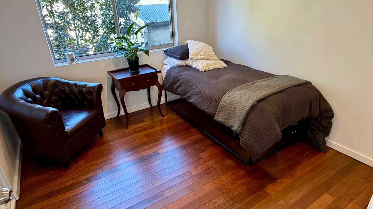 Furnished room with own bathroom