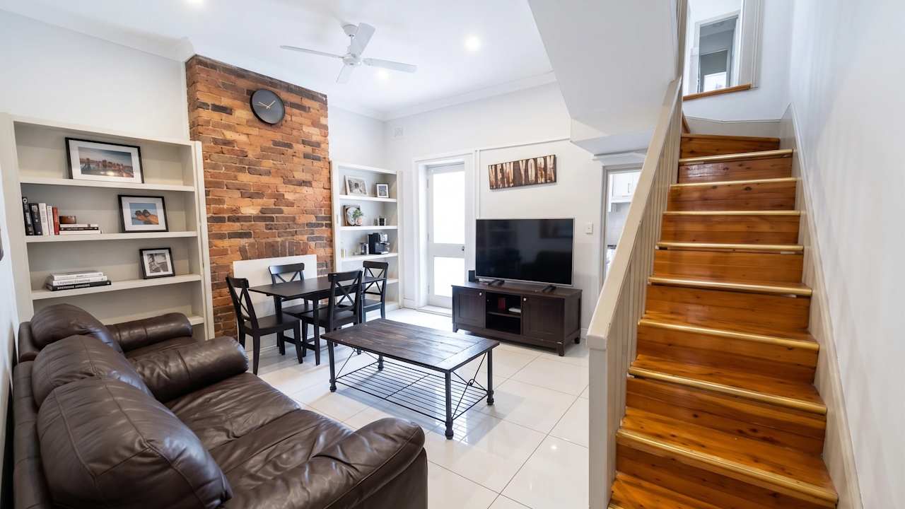 Whole property with 5 rooms for rent