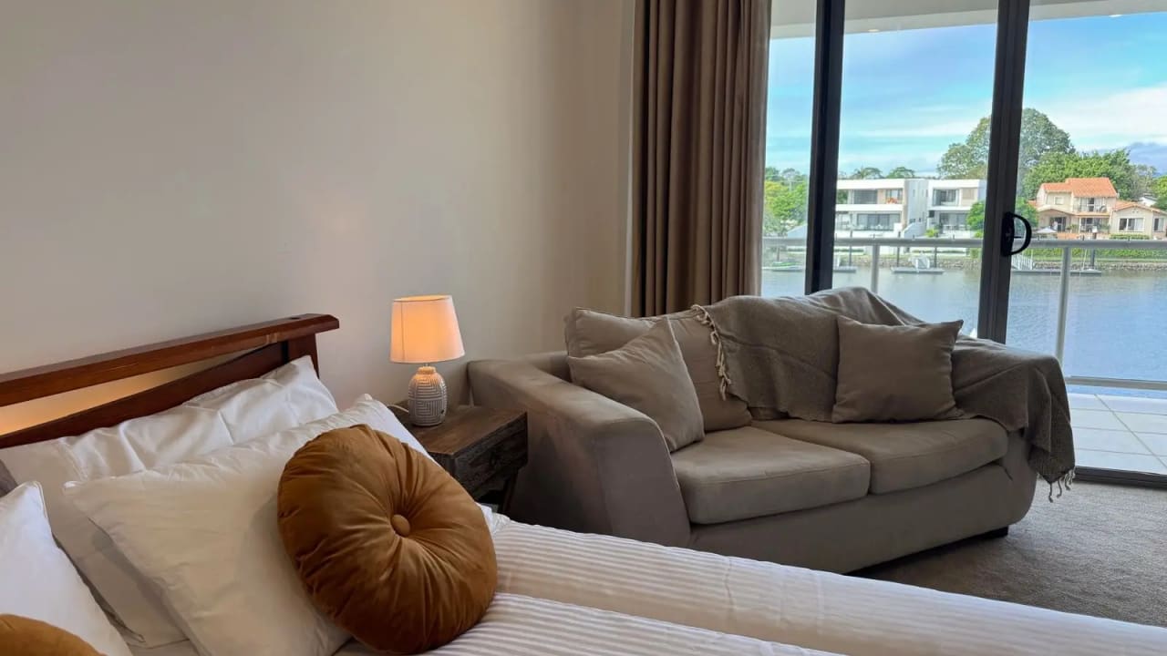 Furnished room with ensuite in a share house