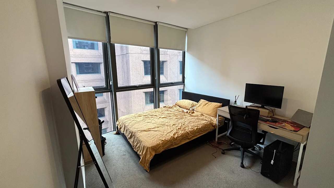 Furnished room in a flatshare