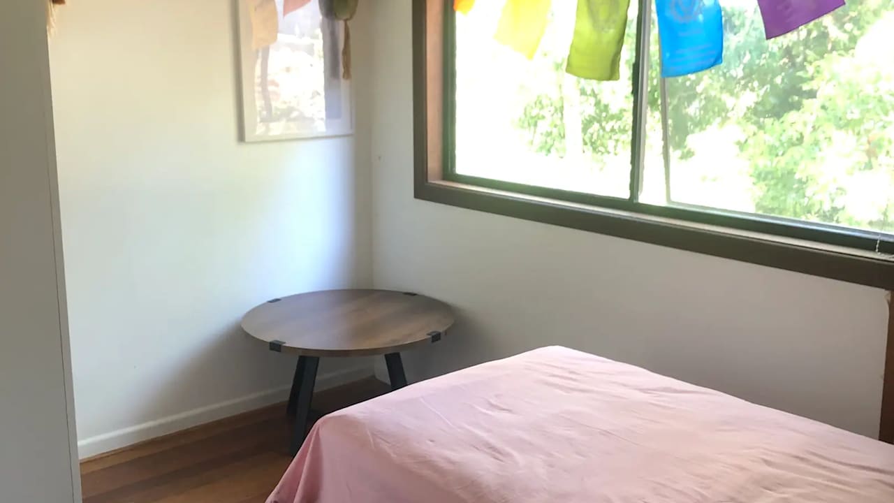 Room in a share house
