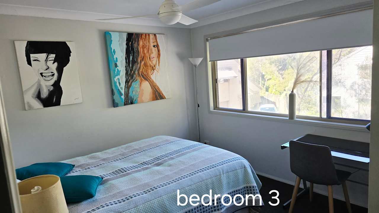 Furnished room in a share house