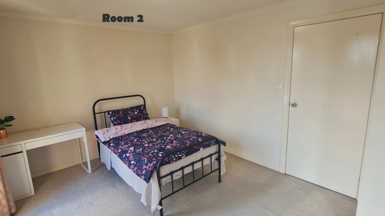 Furnished room in a share house