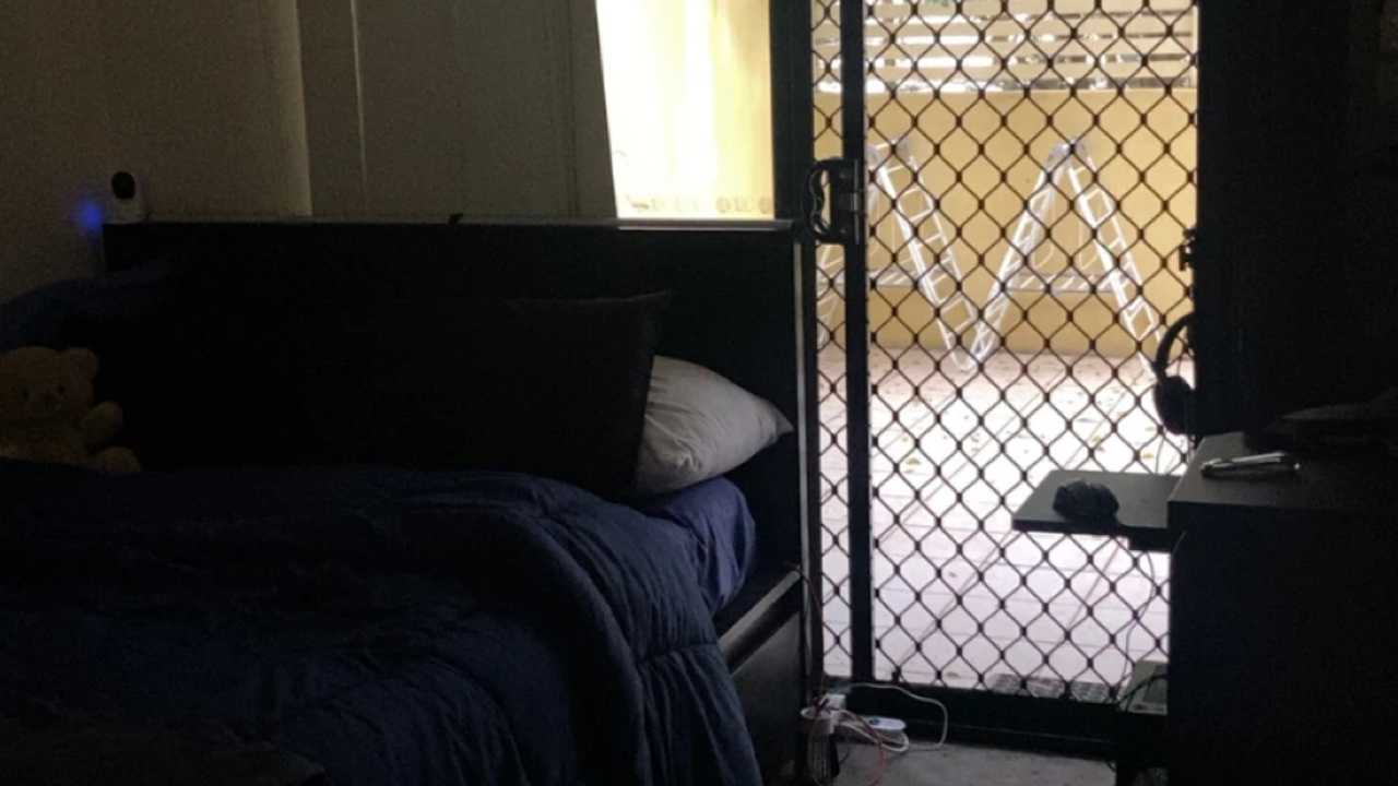 Unfurnished room with own bathroom