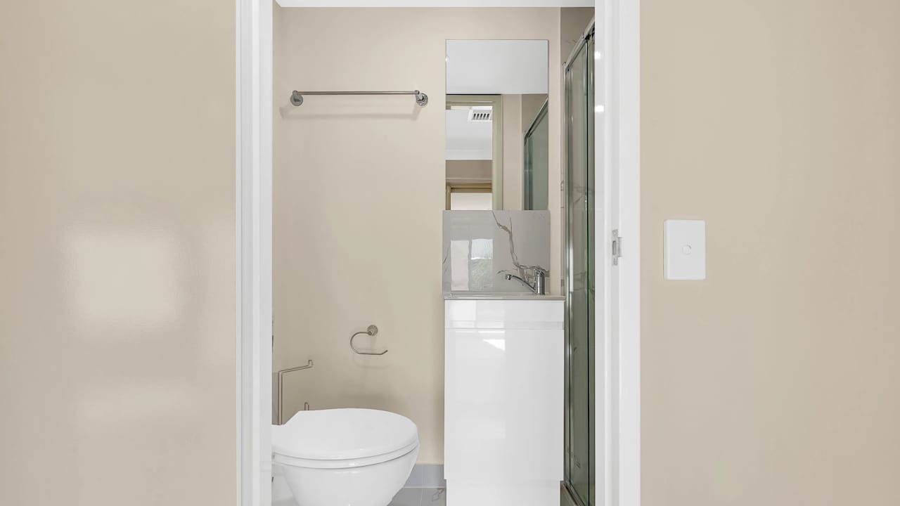 Furnished room with ensuite in a share house