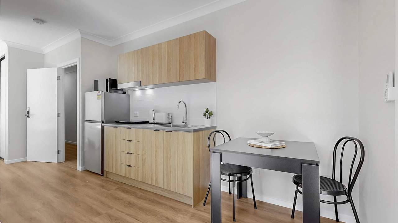 Room studio flat for rent