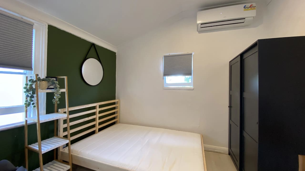 Furnished room studio flat for rent