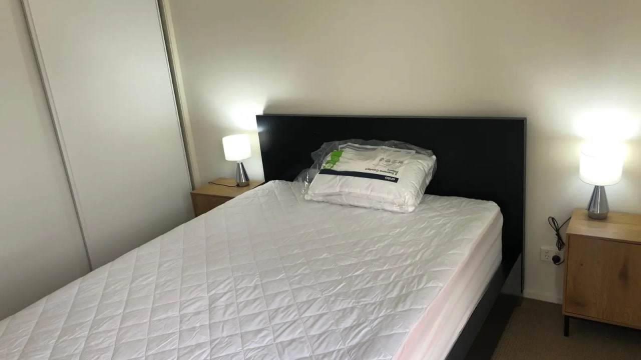 Furnished room with own bathroom