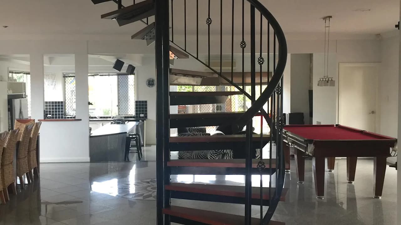 Room in a share house