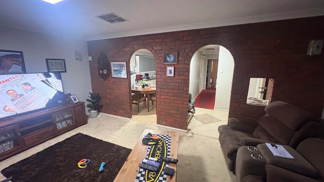 Unfurnished room in a share house