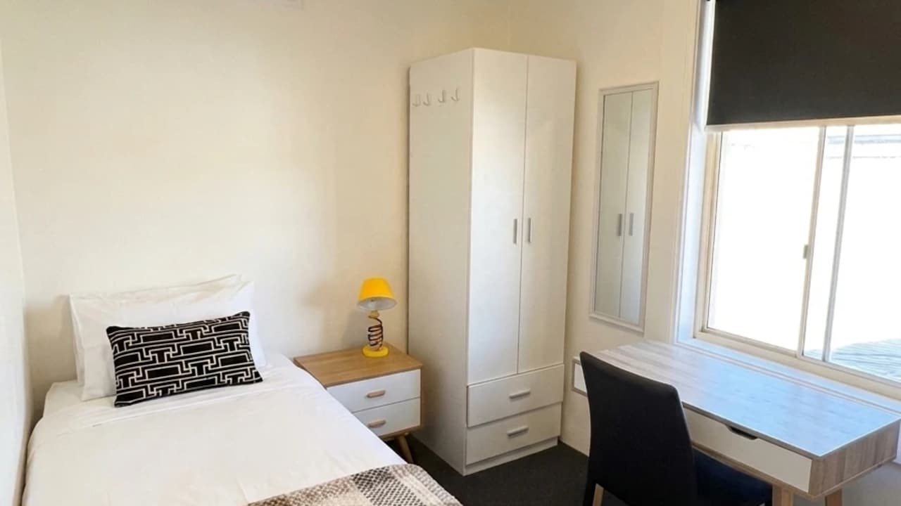 Furnished room in a share house