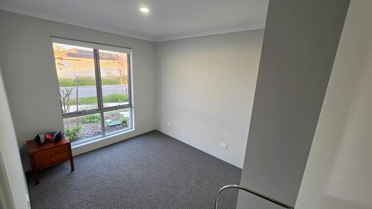 Unfurnished room in a share house