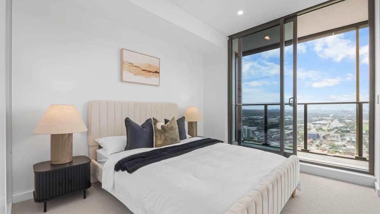 Furnished room with own bathroom