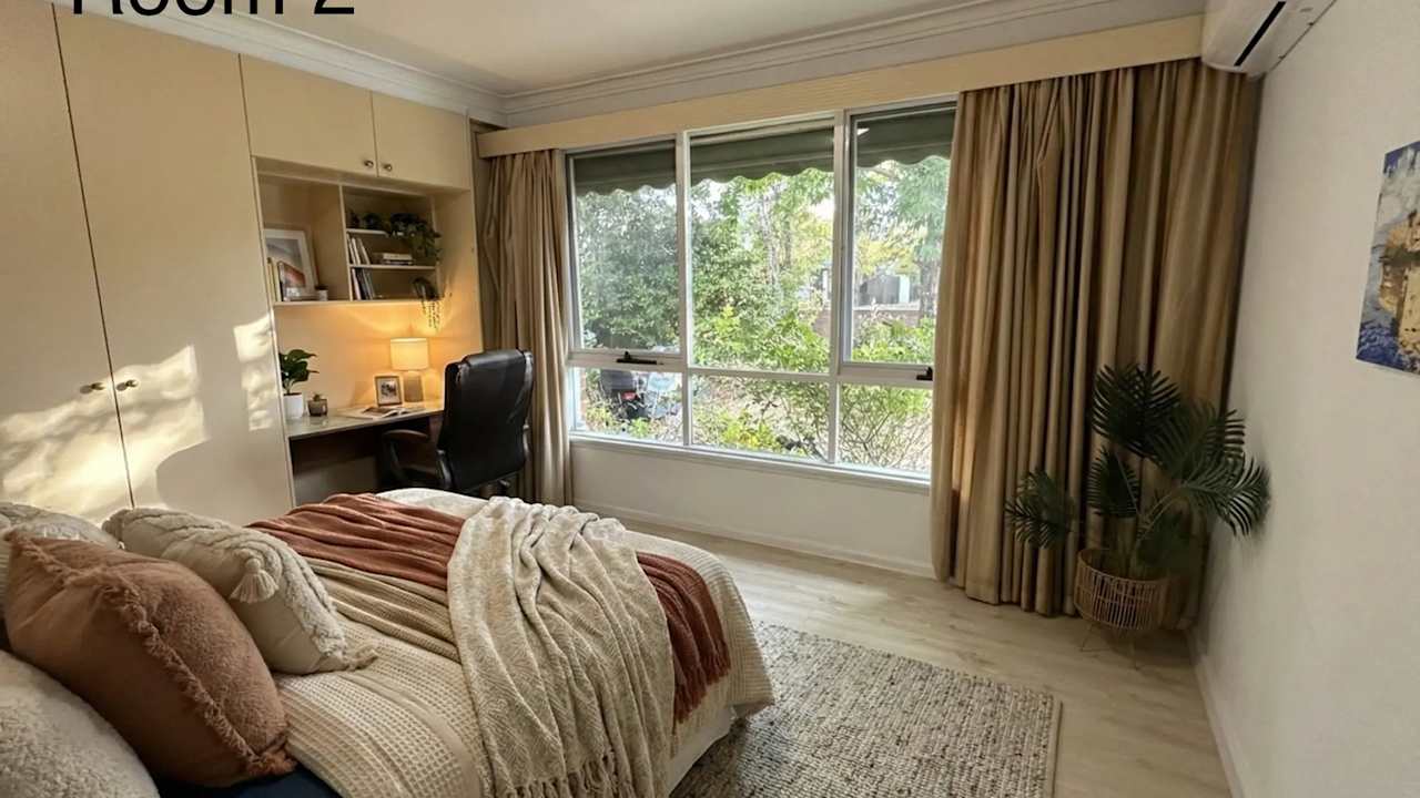 Furnished room in a share house