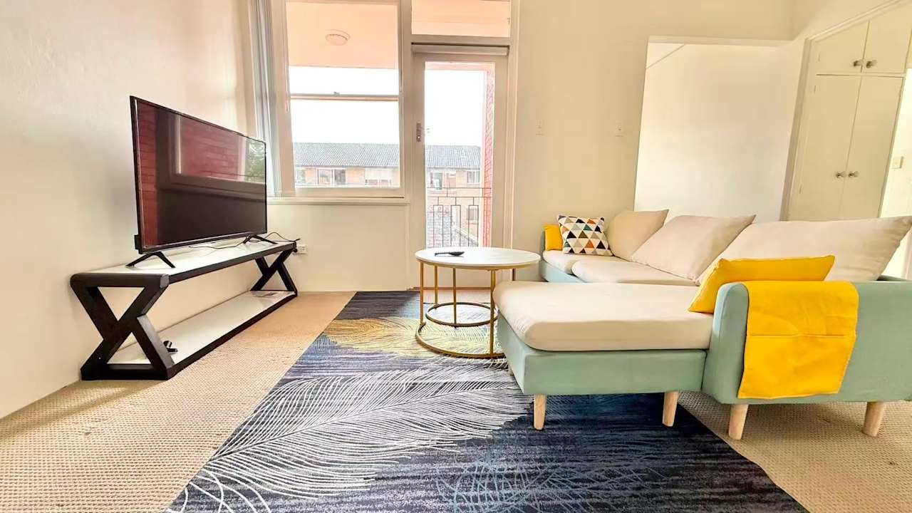 Whole property with 2 rooms for rent