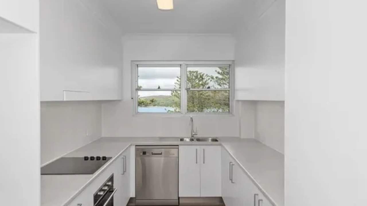 Unfurnished room in a flatshare