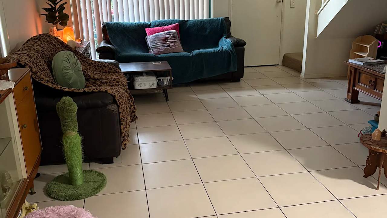 Unfurnished room with own bathroom