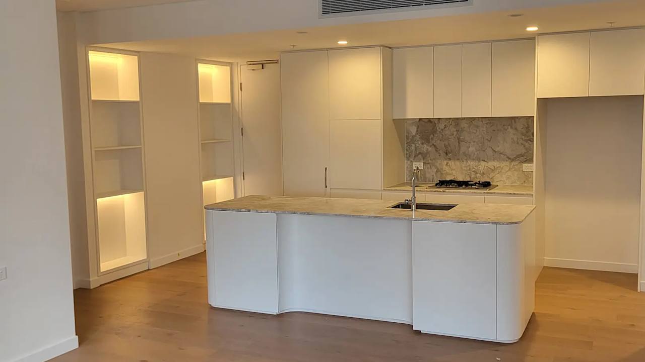 Whole property with 2 rooms for rent