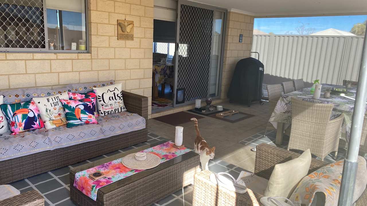 Furnished room with own bathroom