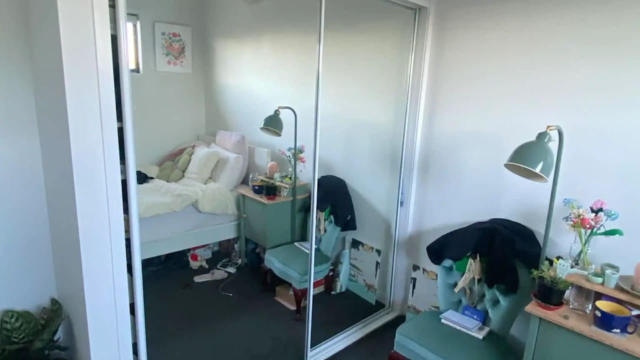 Unfurnished room in a share house