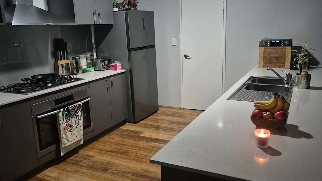 Room in a share house