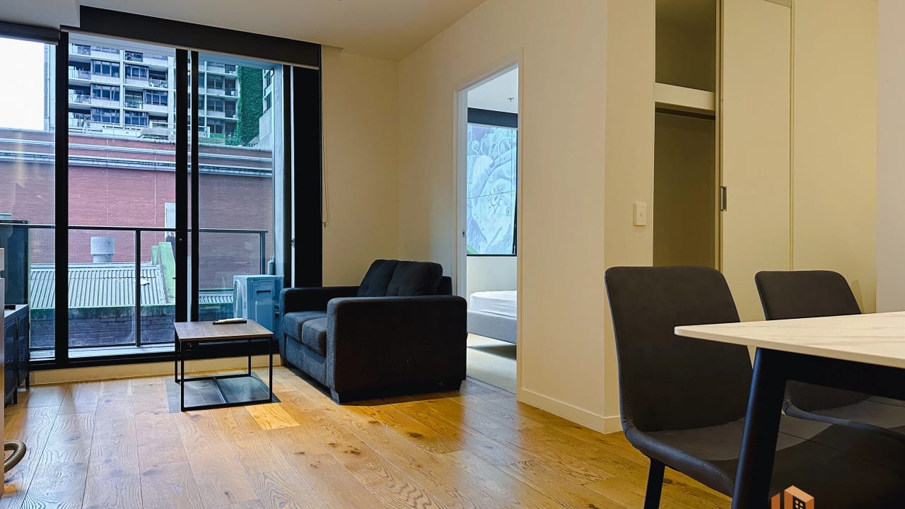 Furnished room in a flatshare