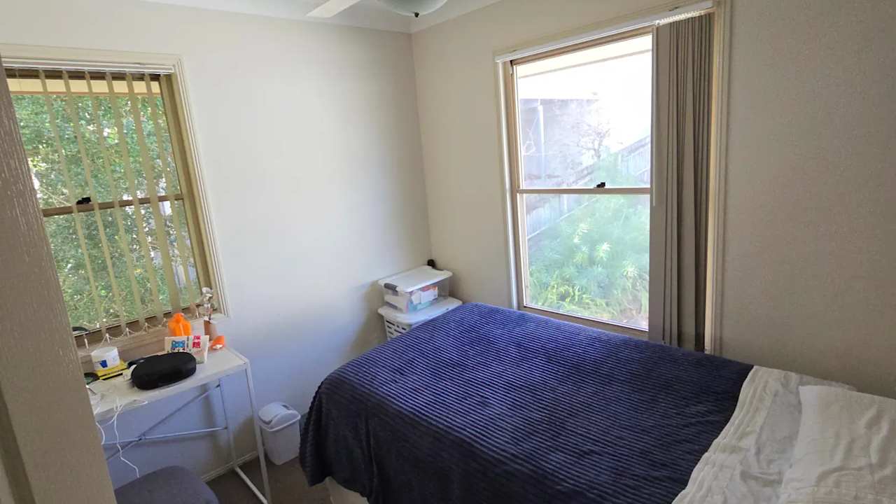 Furnished room in a share house