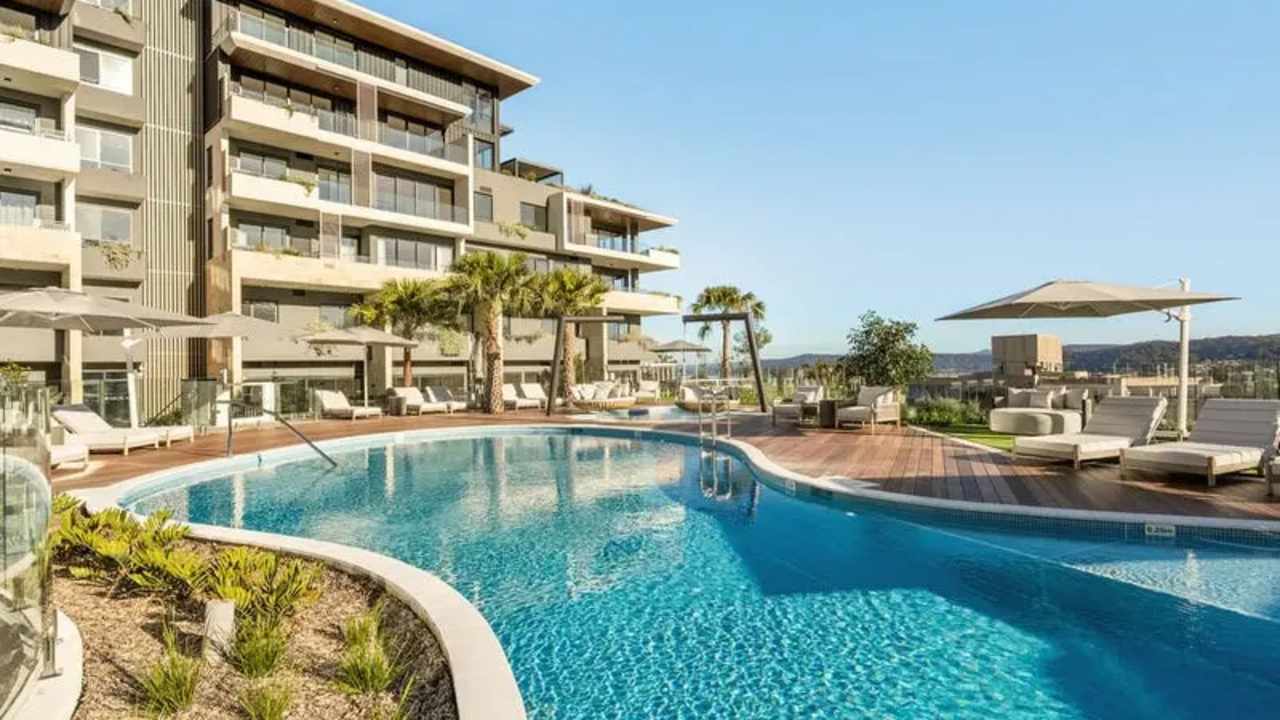 Whole property with 2 rooms for rent