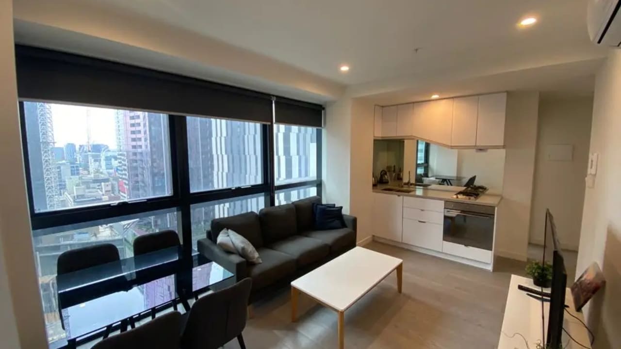 Furnished room in a flatshare