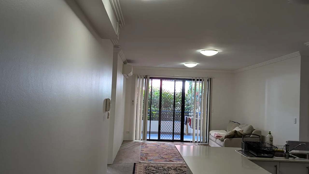 Unfurnished room with own bathroom
