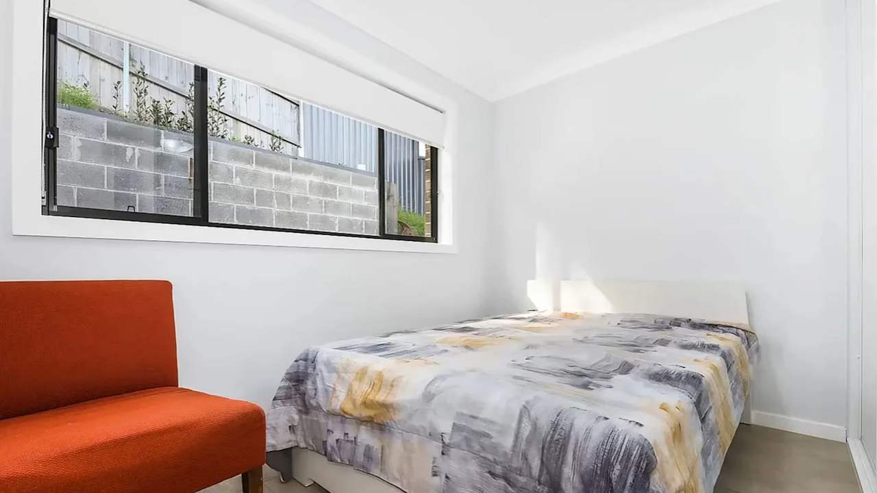 Furnished room with own bathroom