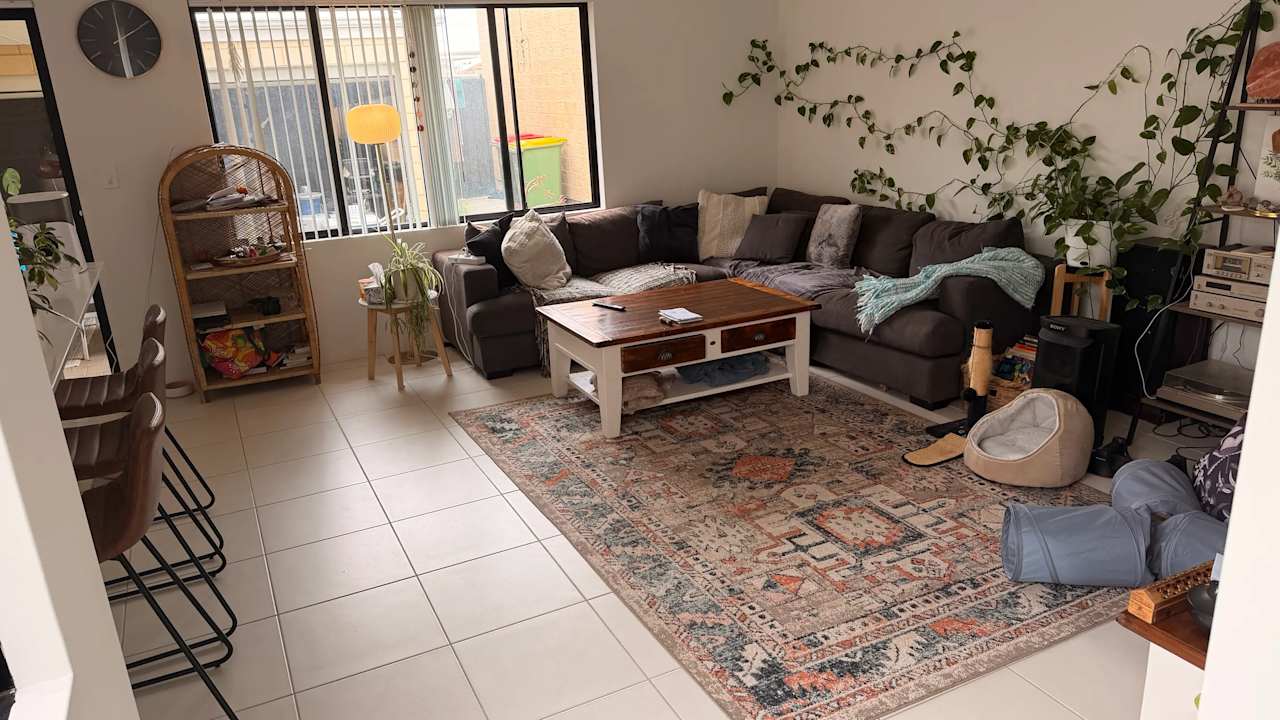 Unfurnished room in a share house