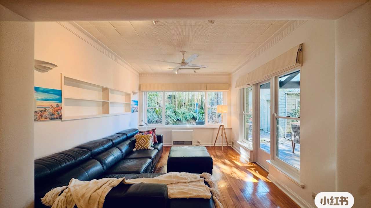 Whole property with 6 rooms for rent