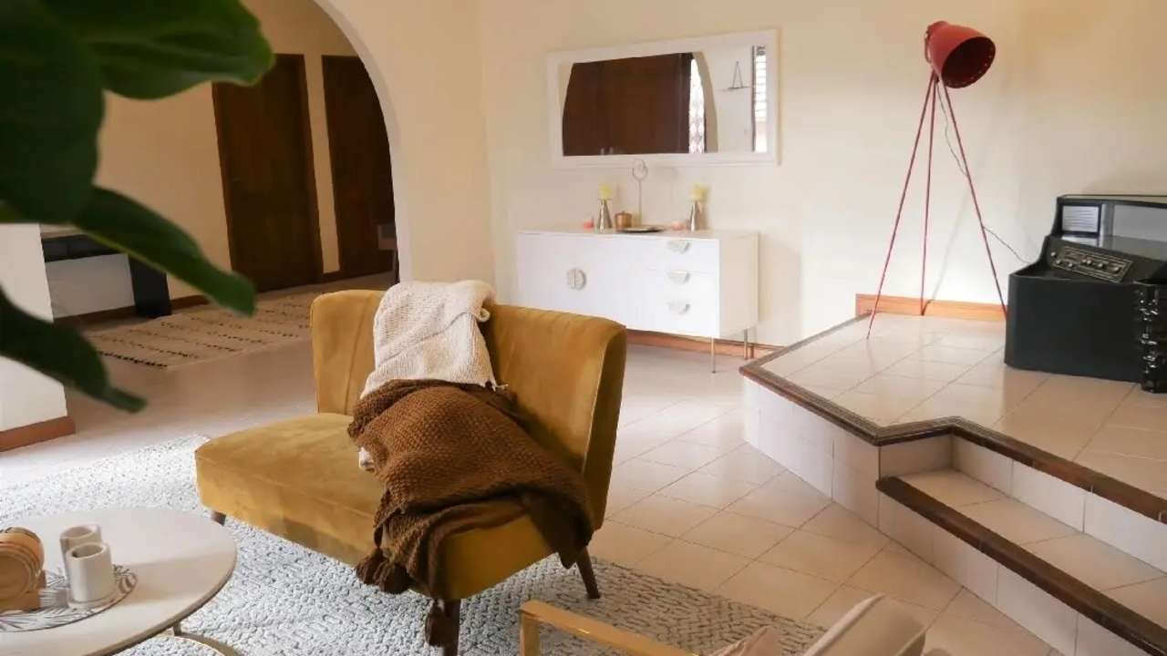 Room in a share house