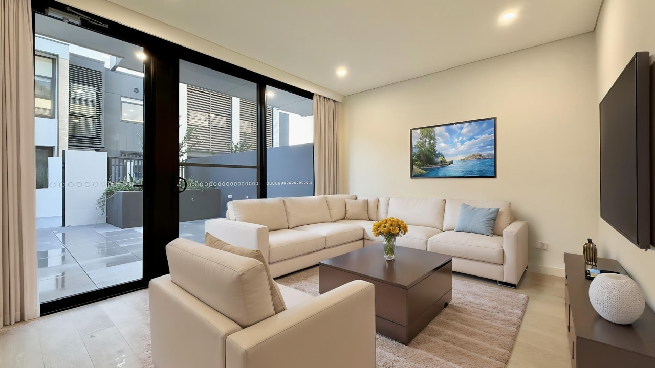 Whole property with 2 rooms for rent