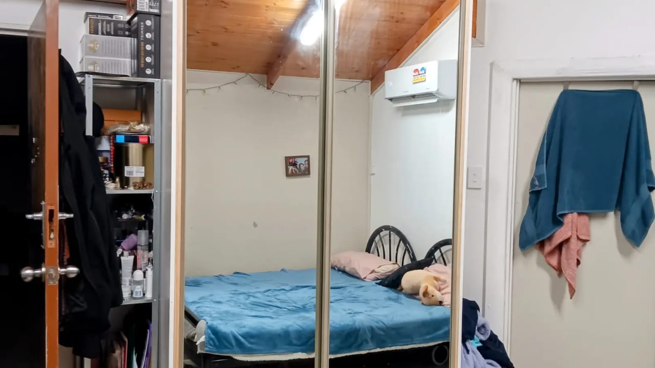 Furnished room studio flat for rent