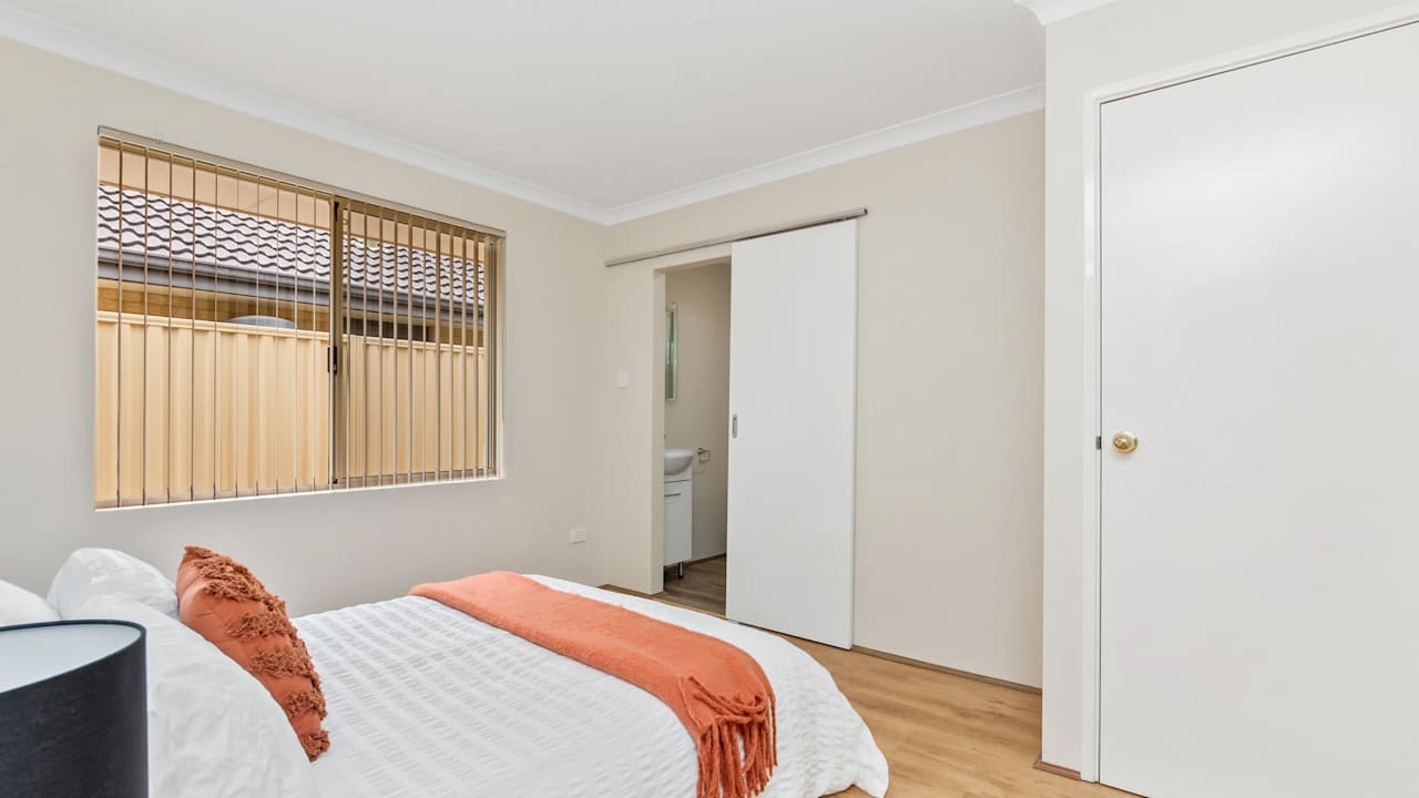 Furnished room with ensuite in a share house