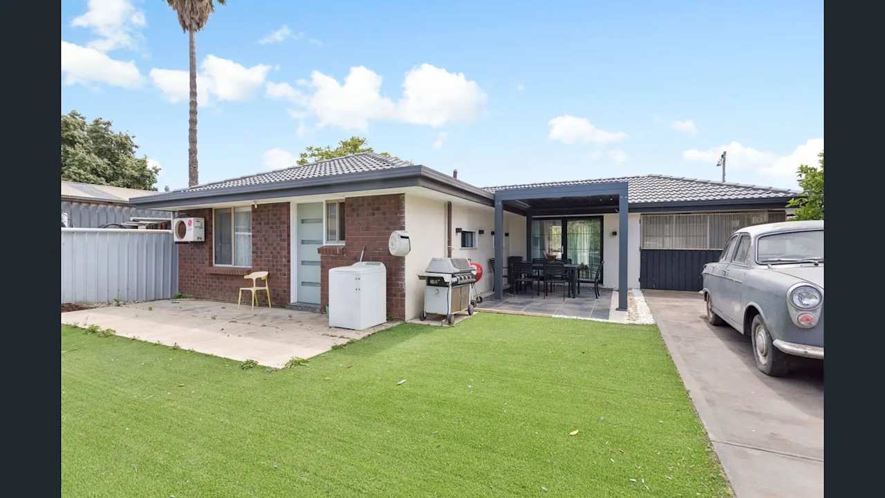 Whole property with 3 rooms for rent