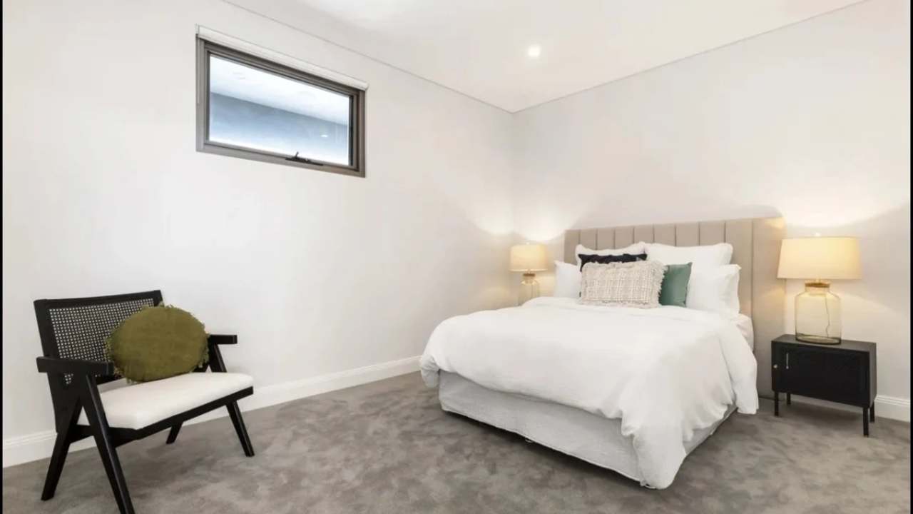 Unfurnished room with own bathroom