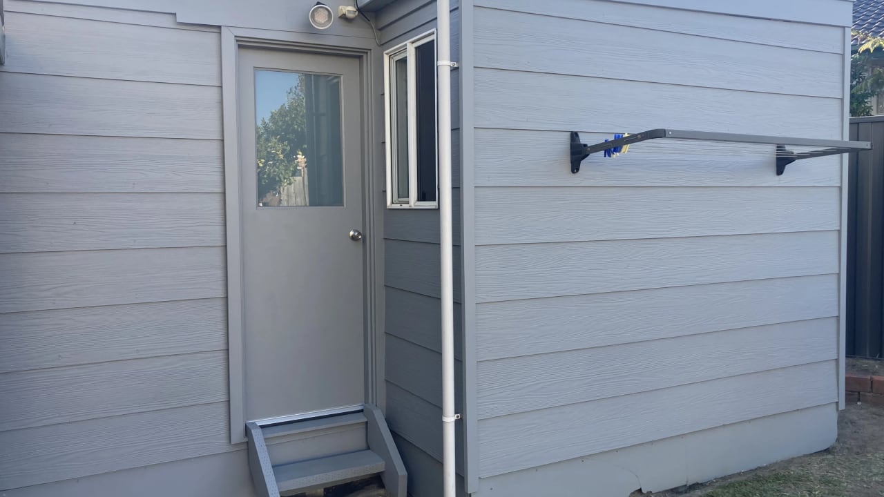 Furnished room granny flat for rent